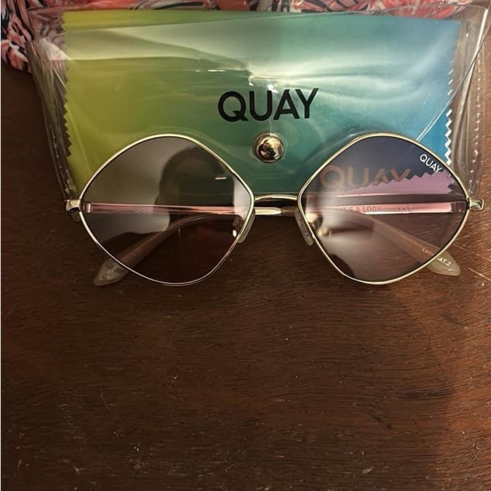 Quay sunglasses